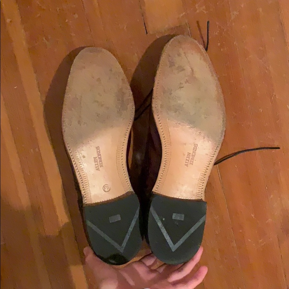 Allen Edmonds - Picture 2 of 5